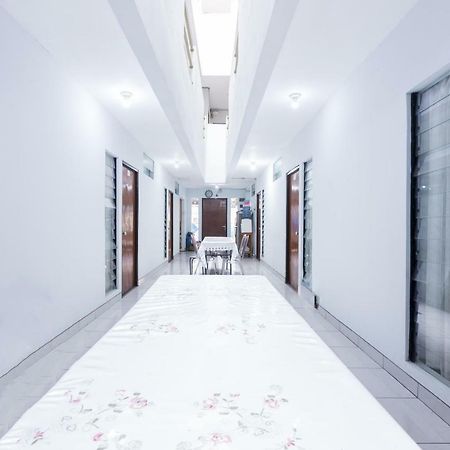 Hotel Super Oyo 1516 Cemara Gading Syariah Bogor Esterno foto