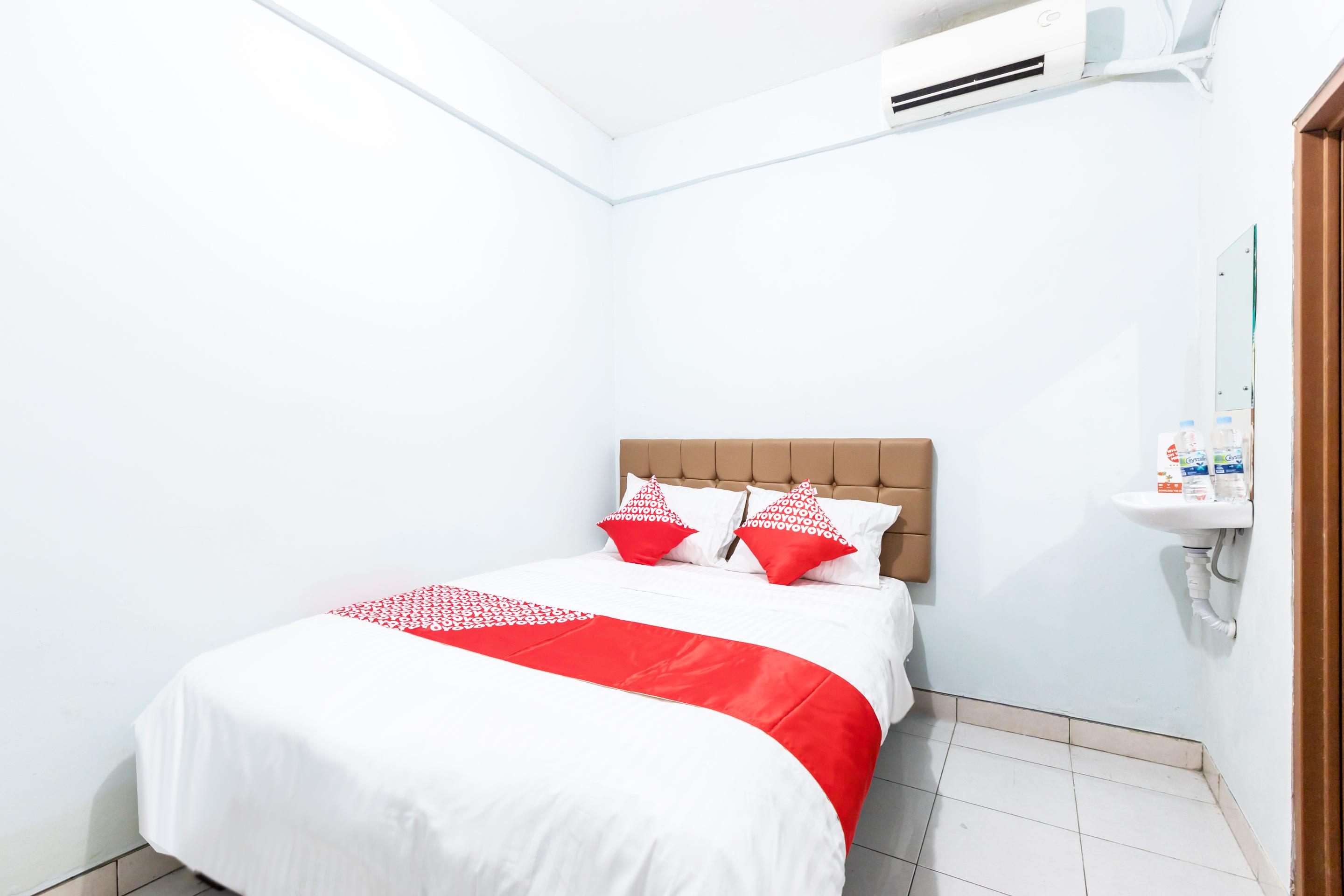 Hotel Super Oyo 1516 Cemara Gading Syariah Bogor Esterno foto