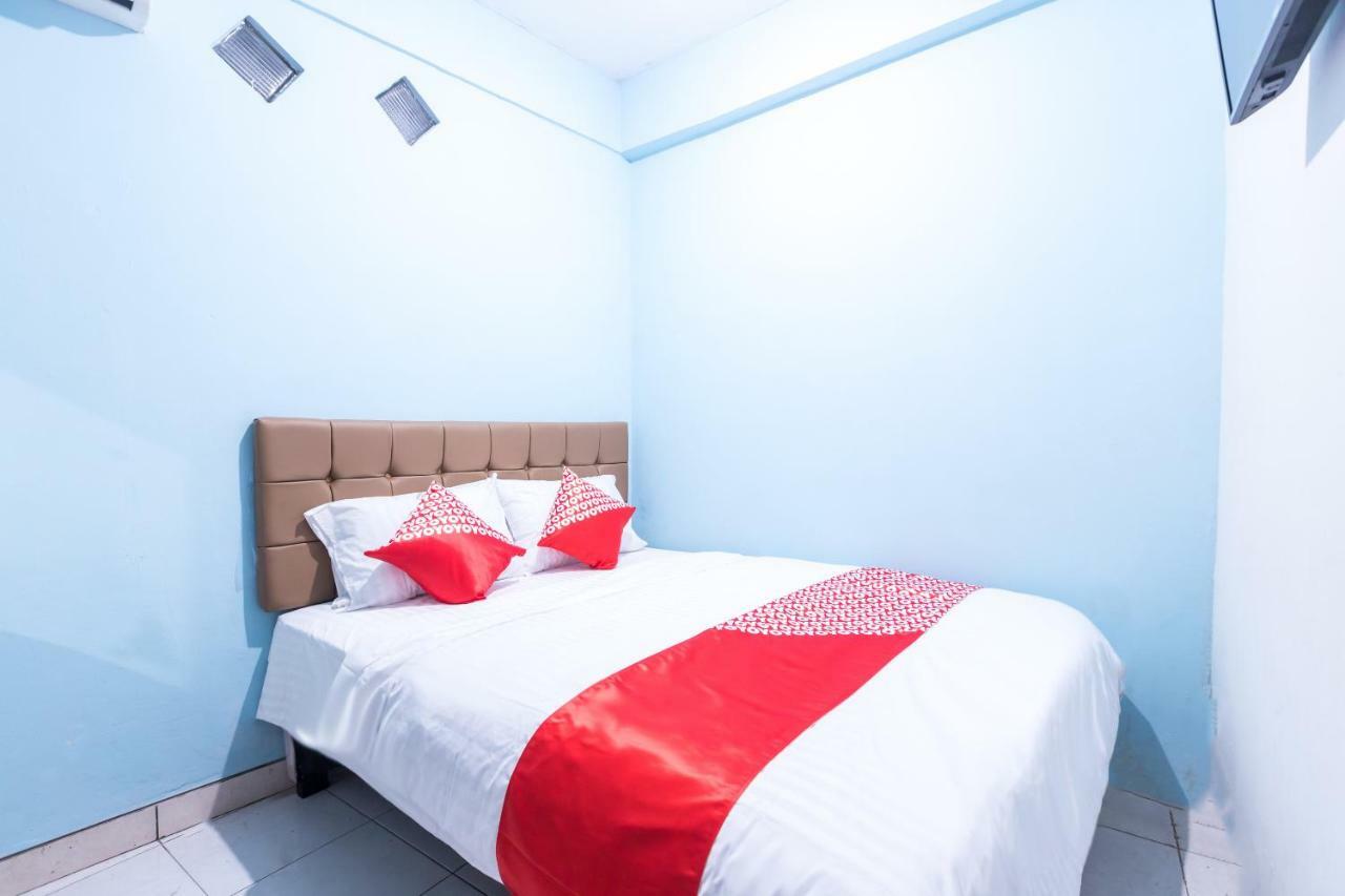 Hotel Super Oyo 1516 Cemara Gading Syariah Bogor Esterno foto